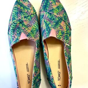 Tropical Toms